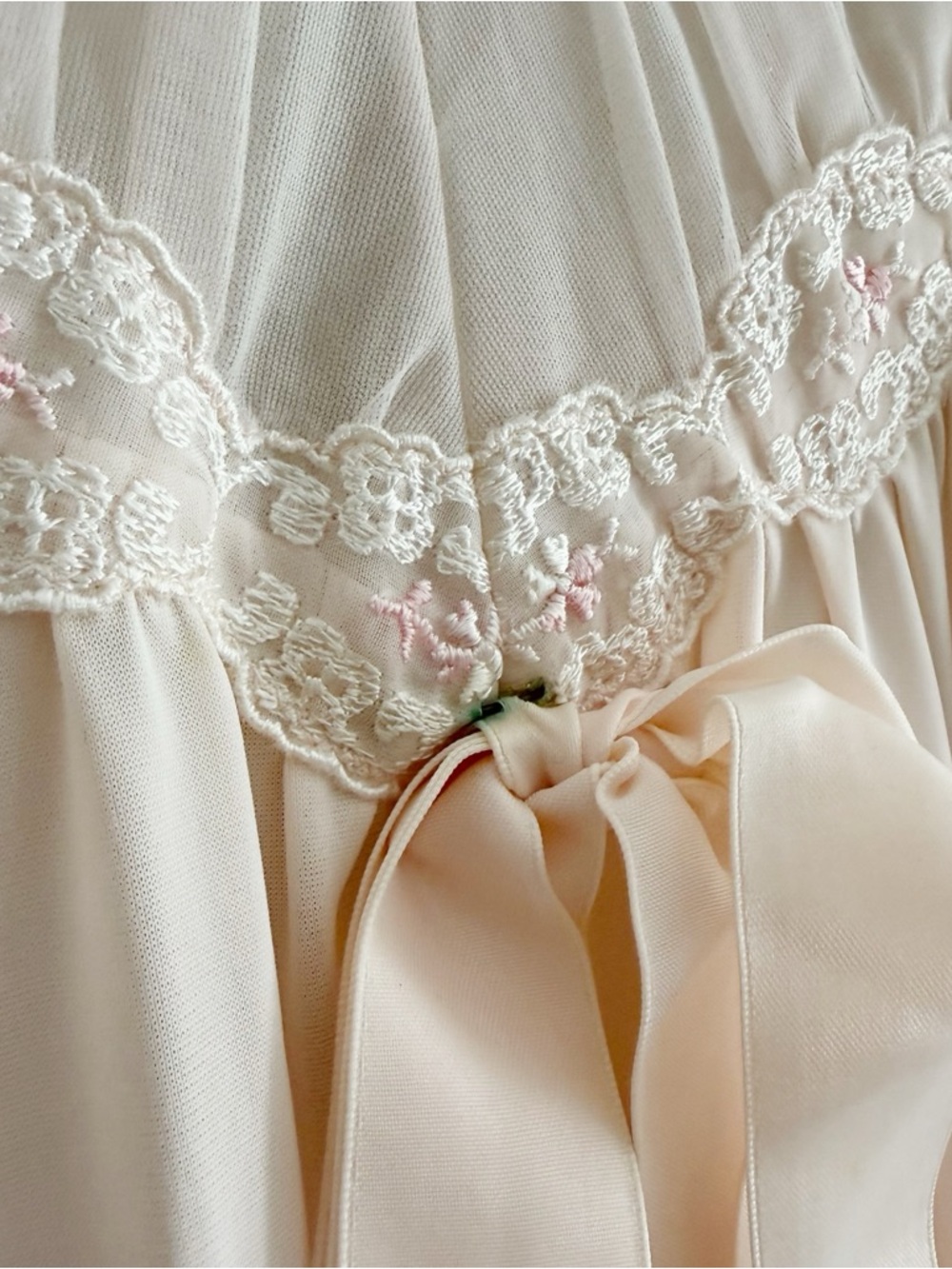 Vintage Coquette Pale Pink Puff Sleeve Nightgown - Picture 5 of 11